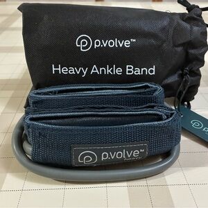P.volve Heavy Ankle Band in Black and Gray